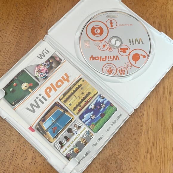 Wii Play Game (Nintendo Wii, 2007) Complete with Manual. Rated E - Tested - Picture 4 of 5
